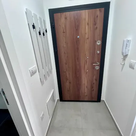 Apartment Banjski Raj *
